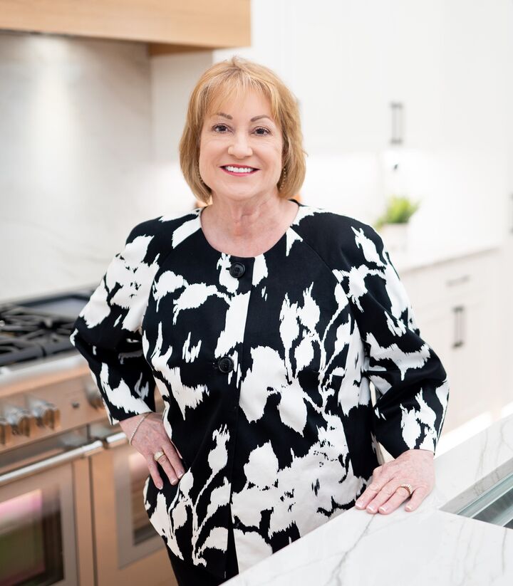 Century 21 Dana Meeks Real Estate Agent