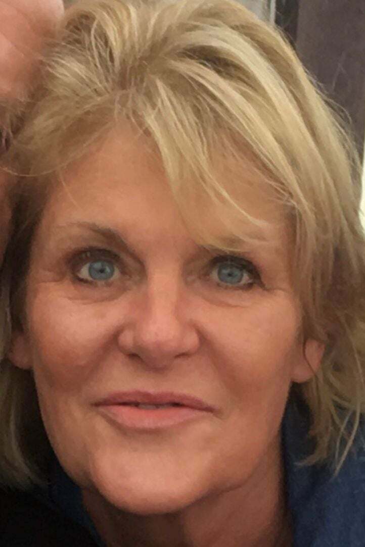 Debbie Bennett-Weiss,  in Lake Orion, Professionals