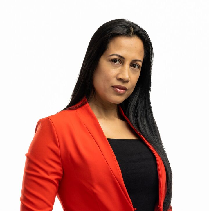 Pastora Canizales-Alvarez,  in Lyndhurst, Coccia Realty