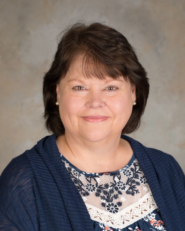 Sharon Colley, Real Estate Salesperson in Auburn, Kennon & Parker