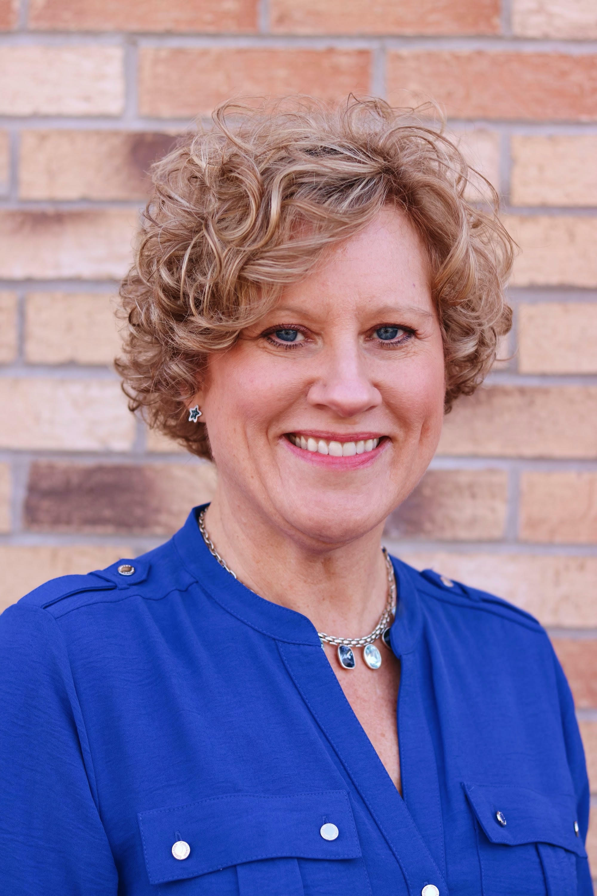 Tanya Davidson, Real Estate Salesperson in Grand Rapids, Schmidt Realtors