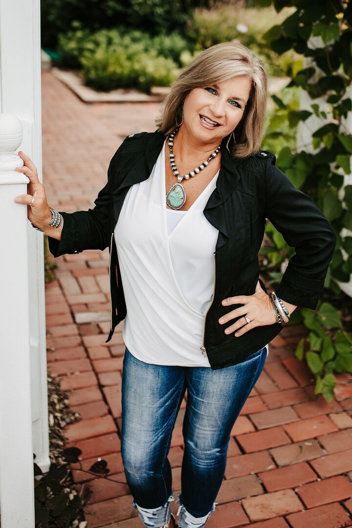 Kelley Hughes, Real Estate Salesperson in Topeka, Wostal Realty