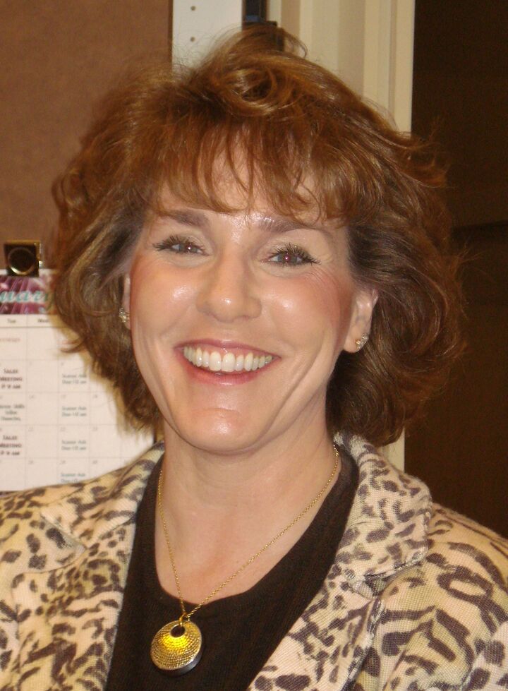 Mary Beth Emert, Licensed Agent Assistant in Bellevue, Windermere