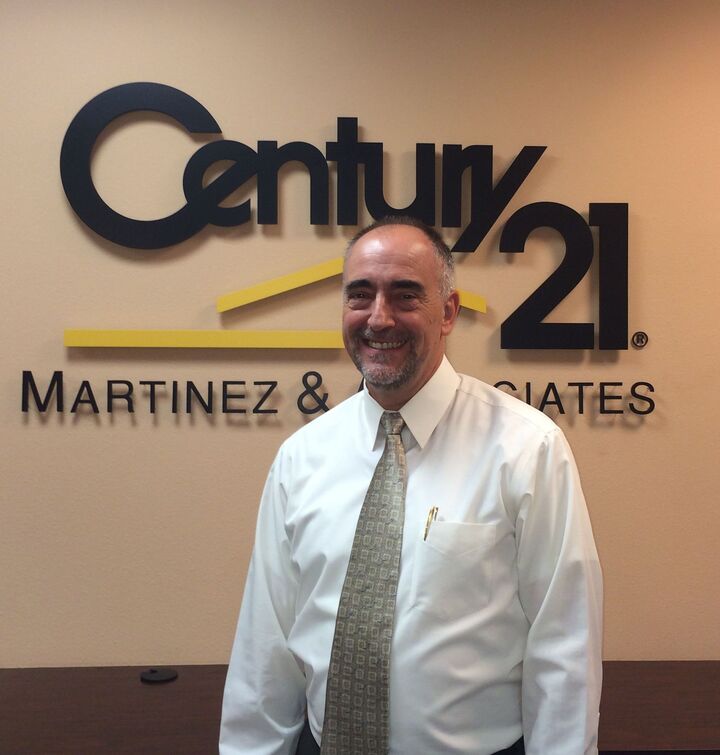 Dennis Feldman, Associate Real Estate Broker in Las Vegas, Americana