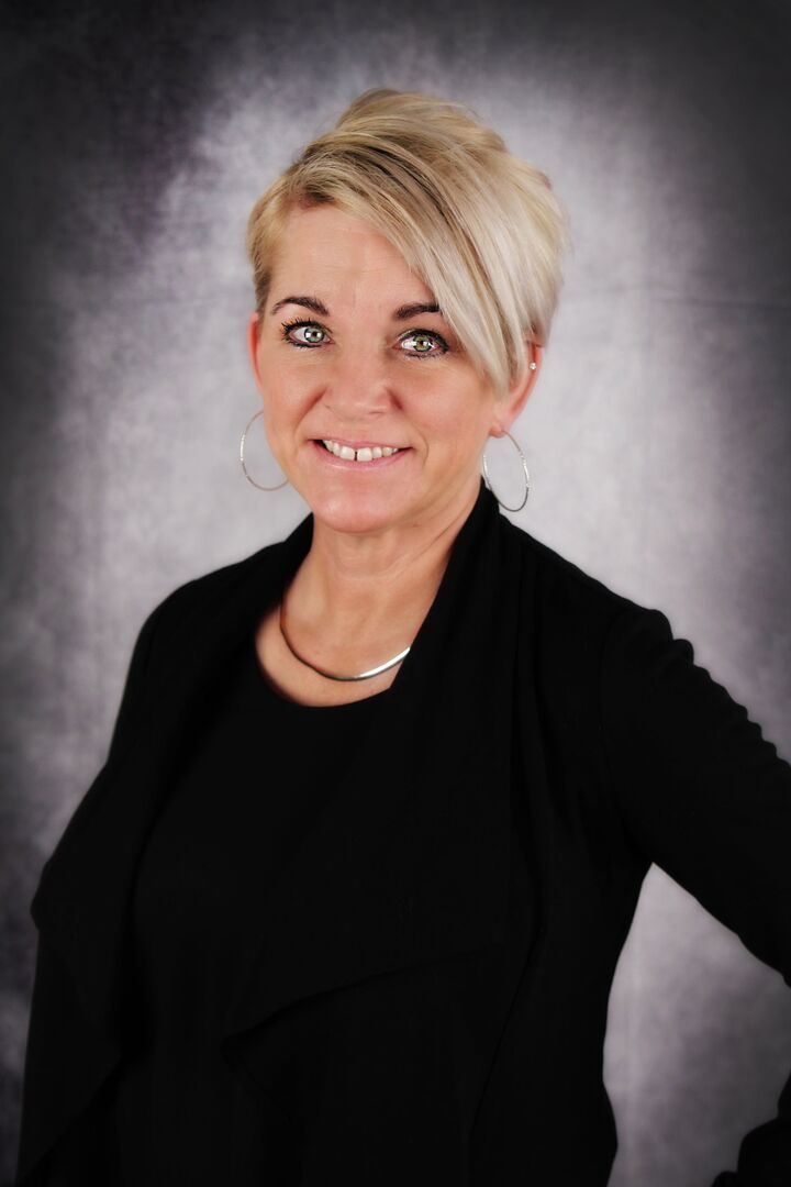 Kimberly Week, Real Estate Salesperson in Bemidji, Dickinson Realtors