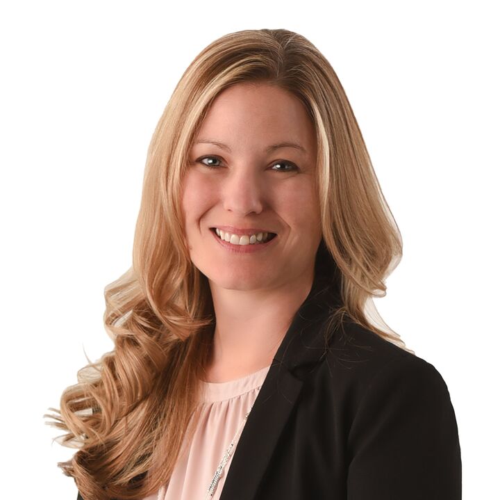 Jennifer Waxberg, Real Estate Salesperson in Papillion, The Good Life Group