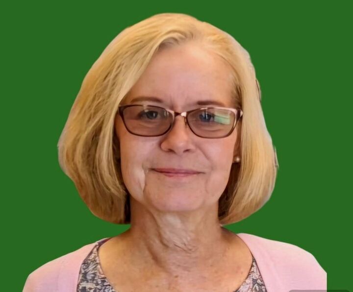 Lynn Hansen, Salesperson in Forked River, Murphy & Co.