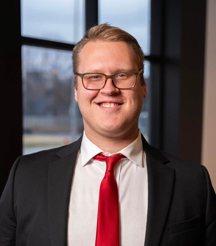 Crispin Casteel, Sales Associate in Farmington, Hulsey