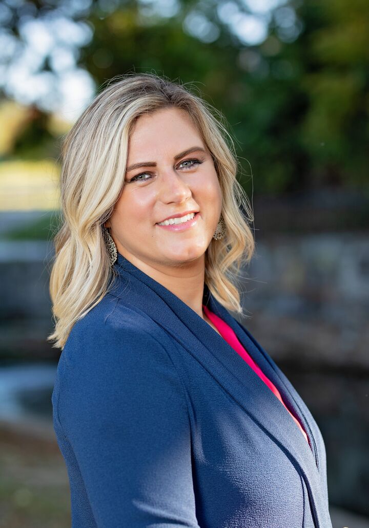 Allyson Reece, Real Estate Salesperson in Fayetteville, Harris McHaney & Faucette