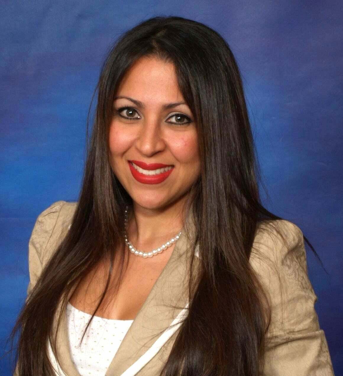 Maria Castellon, Real Estate Salesperson in Vero Beach, Paradise