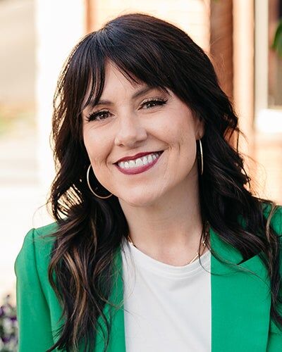 Carlie Craig, Real Estate Salesperson in Grass Valley, Grass Roots Realty