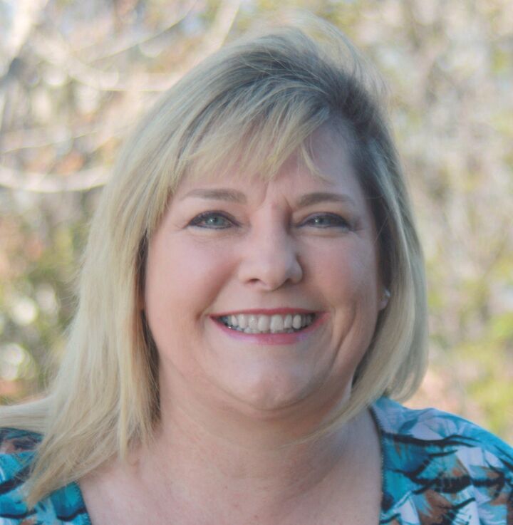 Teri Cravens, Real Estate Salesperson in Portland, Knipe Realty ERA Powered