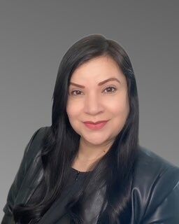 Olivia Correa, Real Estate Salesperson in Walnut, Masters