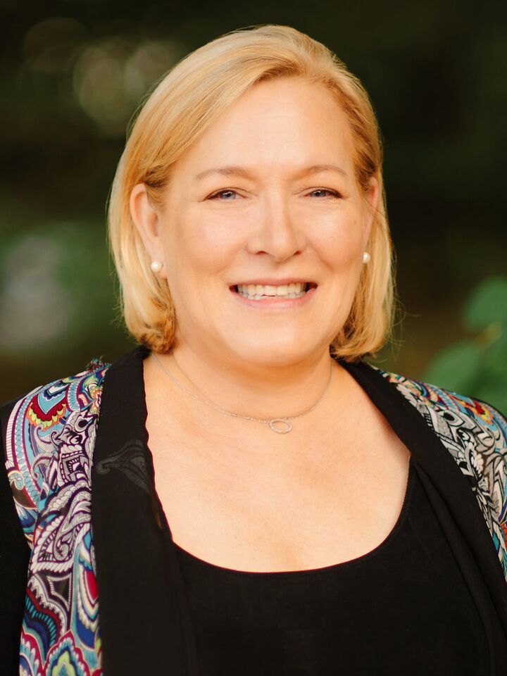 Karin Kaye, REALTOR® in McLean, McEnearney