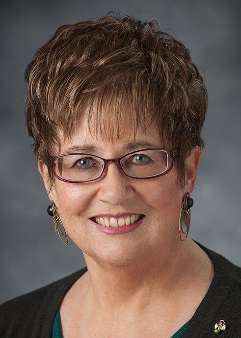 Penny Hansen, Associate Real Estate Broker in Beloit, Affiliated