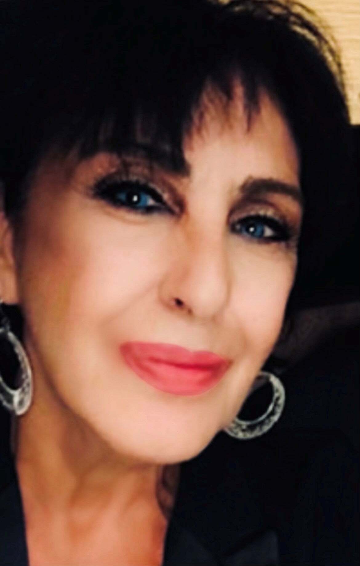 Karen Kevorkian, Real Estate Salesperson in Rochester, Professionals