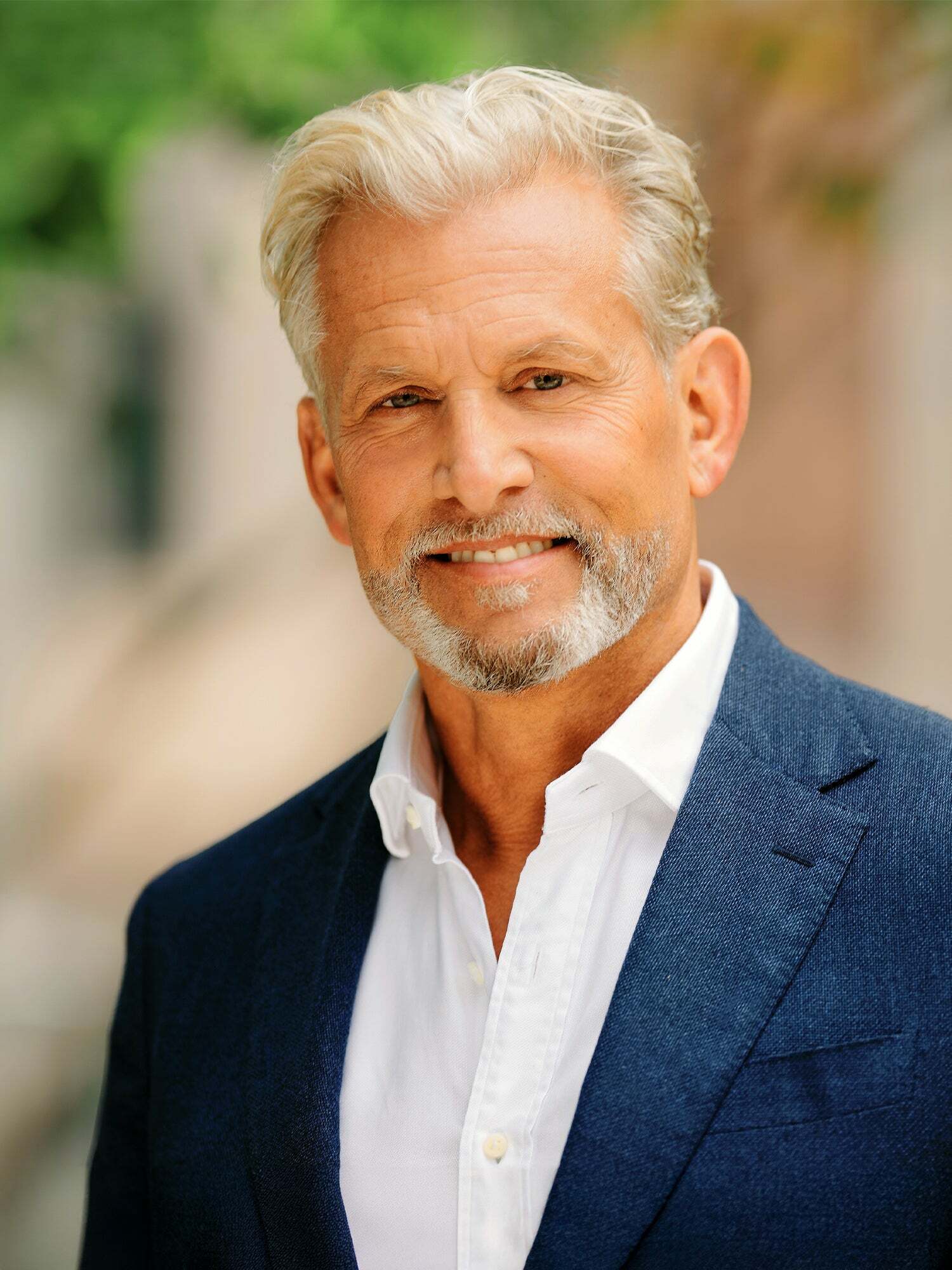 Scott Buzzelli, Real Estate Broker/Owner in Middleburg, McEnearney
