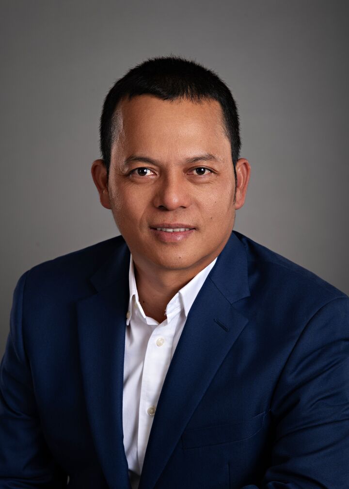 Pau Suan, Real Estate Broker in Indianapolis, Scheetz