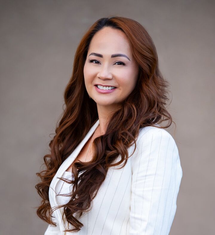 Jessica Bradford, Real Estate Salesperson in Downey, LOTUS