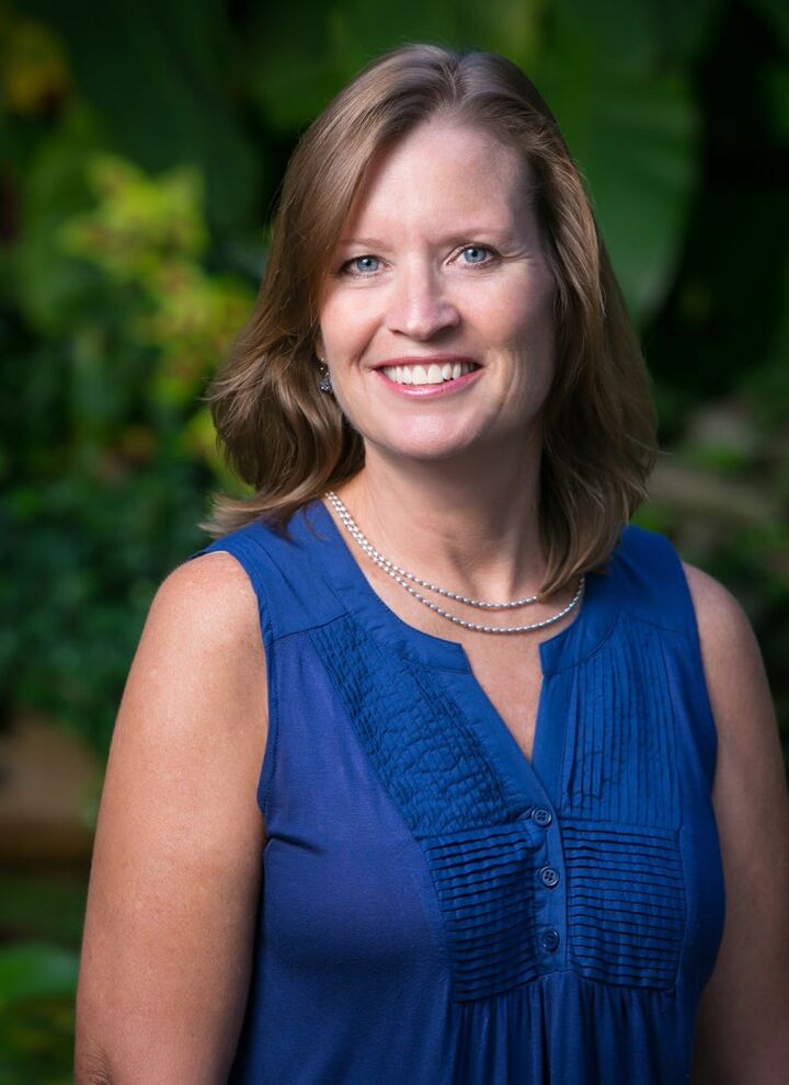 Fran Via, Real Estate Salesperson in Midlothian, Napier Realtors ERA