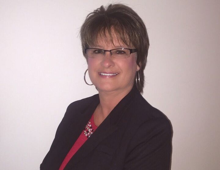 Karen Burns, Associate Real Estate Broker in Bangor, Queen City Real Estate