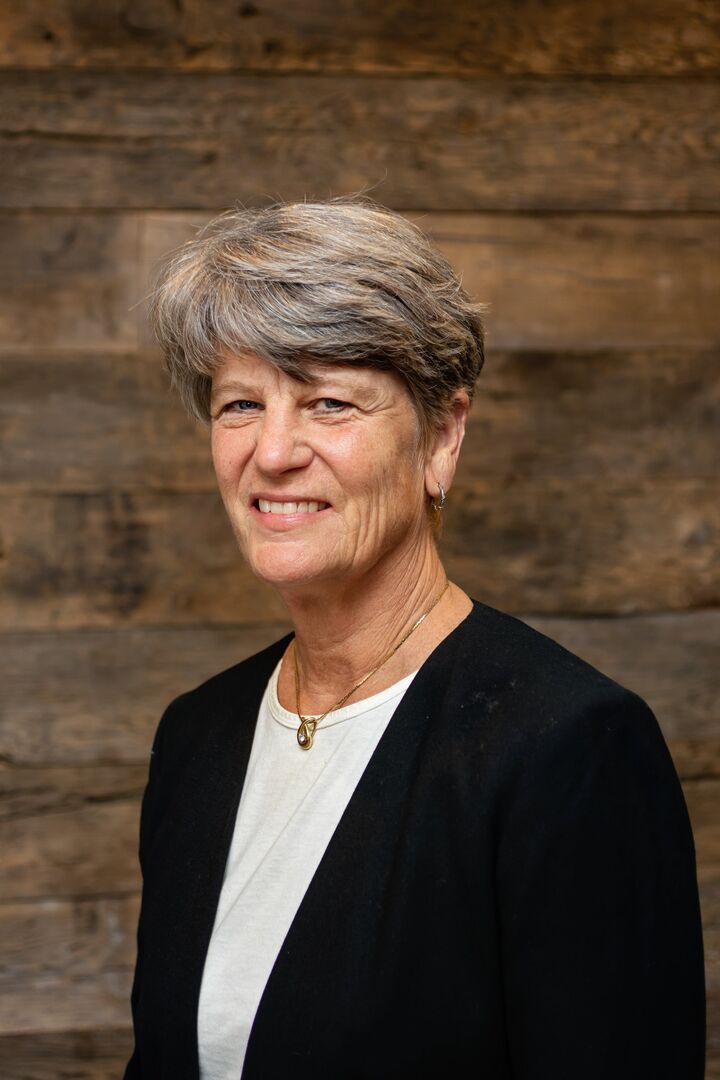 Joan Karsten,  in Ripon, Special Properties