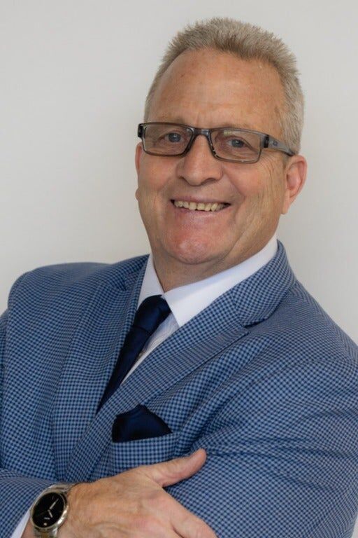 Matt White, Associate Real Estate Broker in Ann Arbor, Professionals