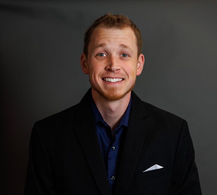 Richard Tipton, Real Estate Salesperson in Clare, Signature Realty