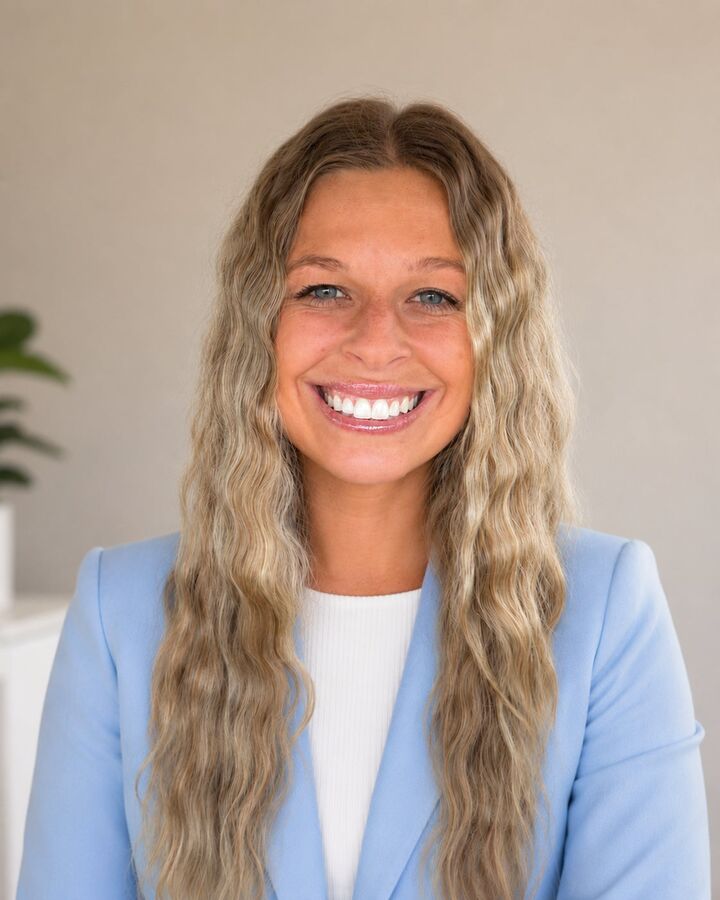 MacKenzie Mitchell, Real Estate Salesperson in Summerville, Palmetto