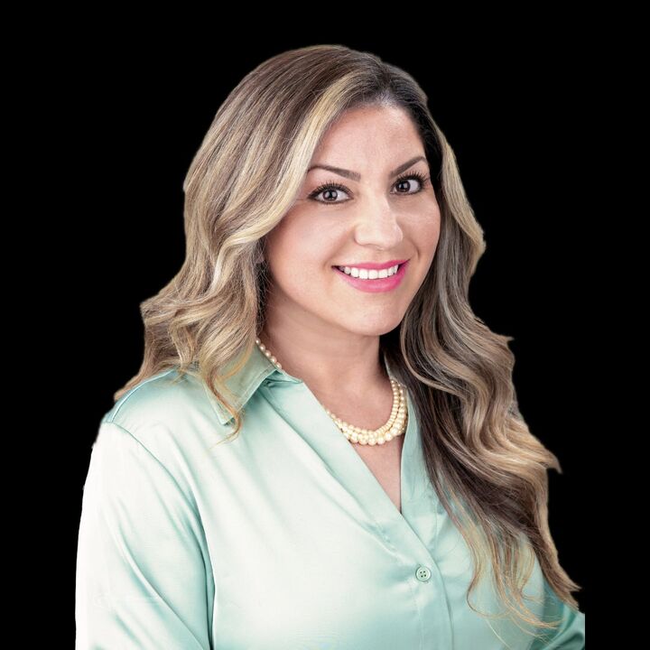 Maria Velazquez, Real Estate Salesperson in Temecula, Masters