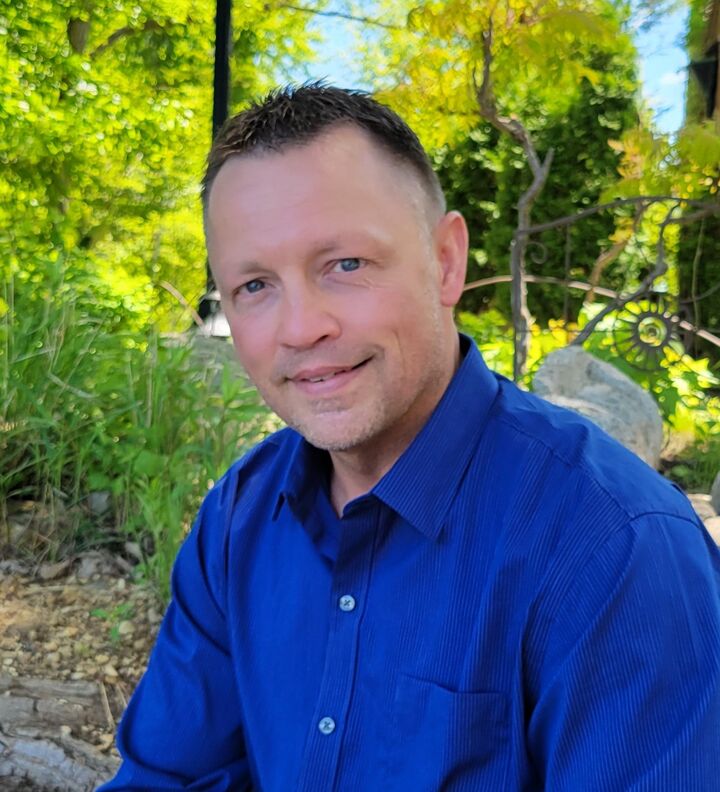 Cory Mahutga, Real Estate Salesperson in Onalaska, Affiliated