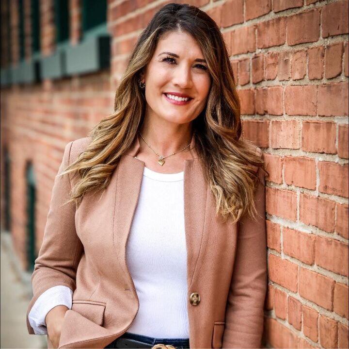 Andrea Cavanaugh, Real Estate Salesperson in De Pere, In Good Company