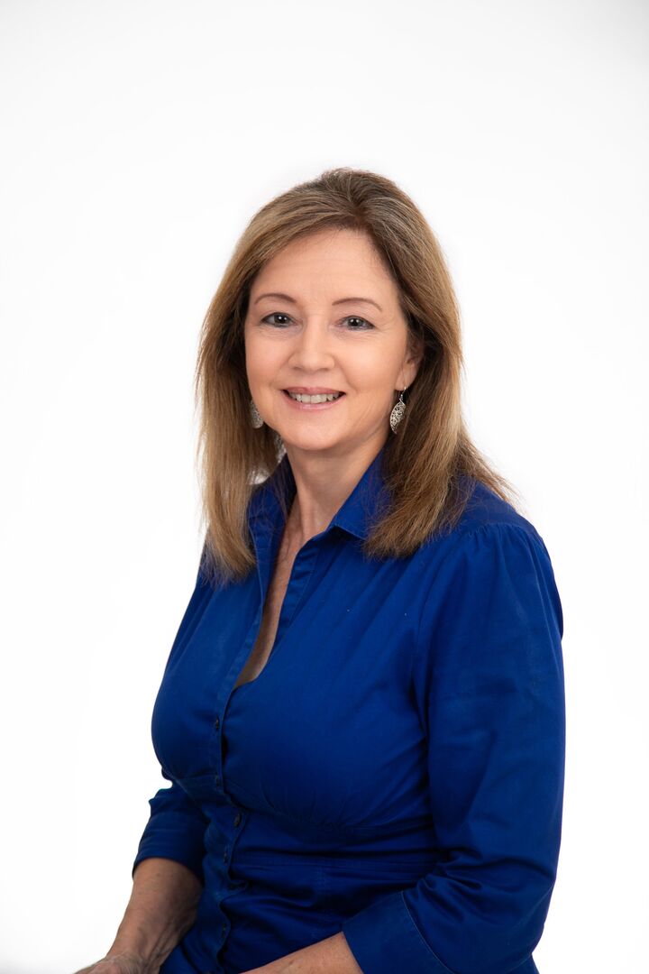 Sherri Barton, Real Estate Salesperson in Mandeville, TEC
