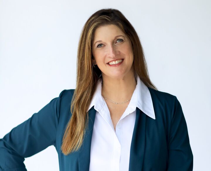 Tara Belanger Bright, Real Estate Broker/Real Estate Salesperson in Ponte Vedra, Vanguard Realty