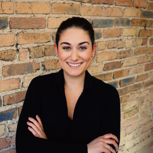 Gina Cuellar,  in Bellevue, Windermere