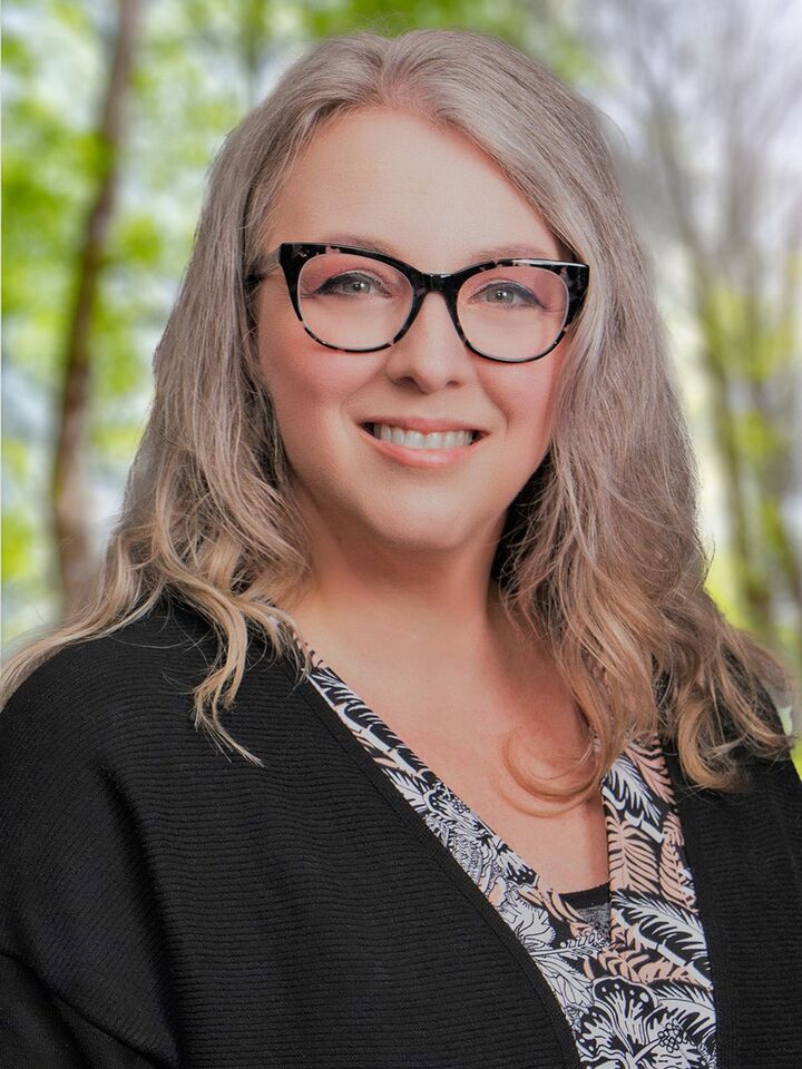 Melissa Wright, Real Estate Broker in Asheville, ERA Live Moore
