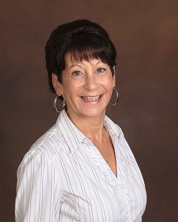 Claire Festa, Real Estate Salesperson in Bethpage, Catapano Homes