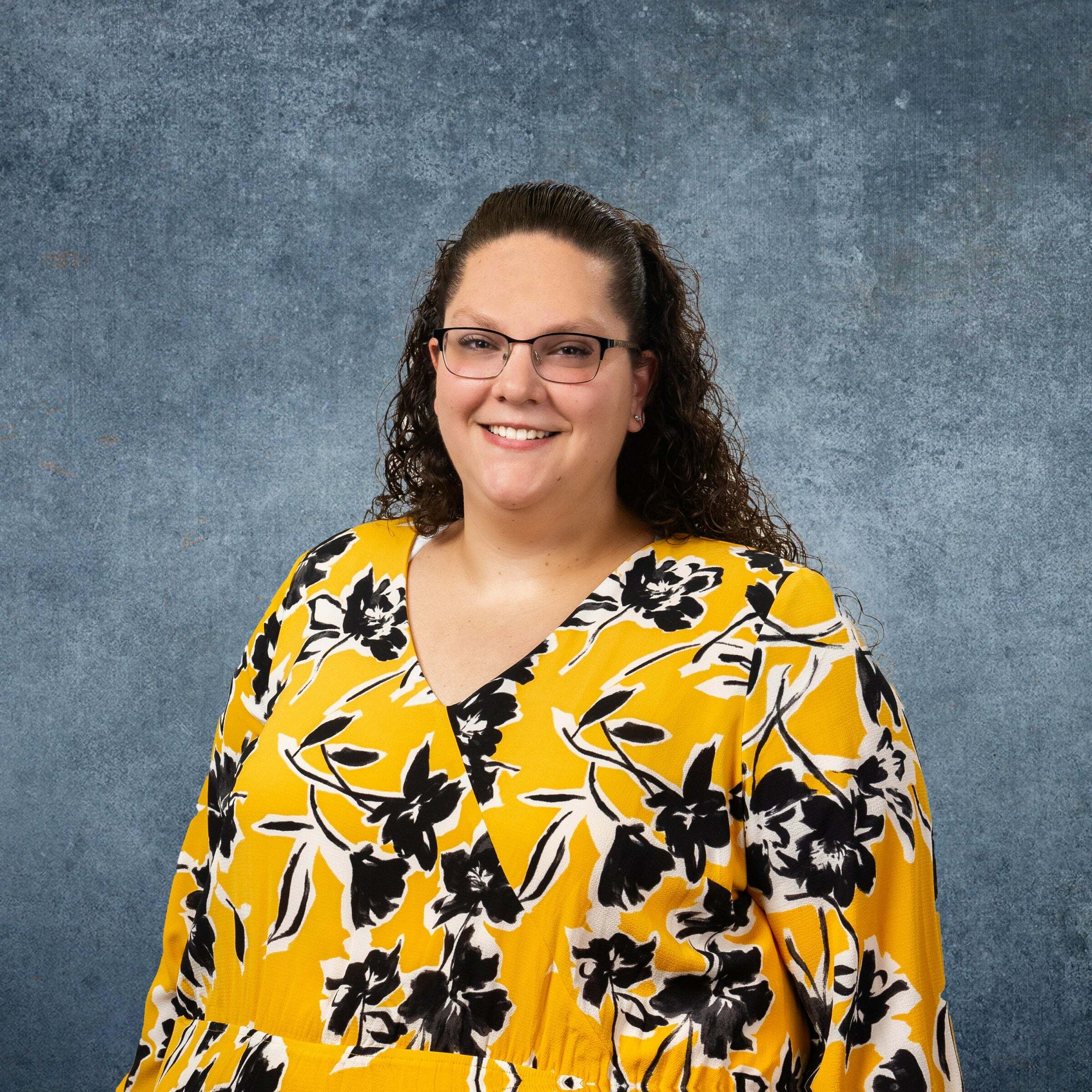MyKenzie Smallwood, Real Estate Salesperson in Bowling Green, Legacy Group