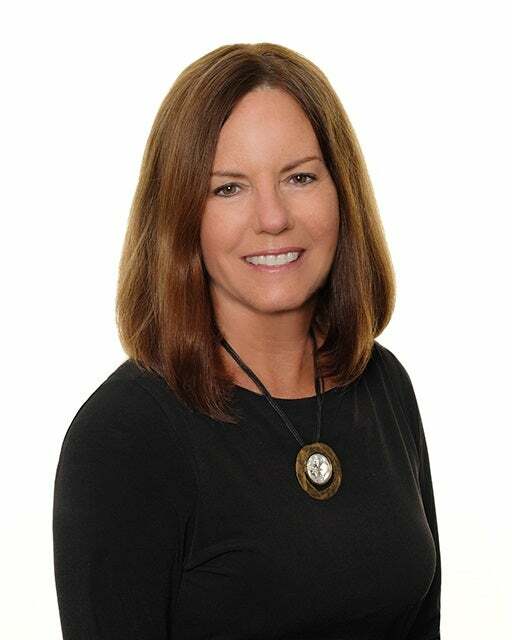 Linda Weber, Real Estate Broker/Real Estate Salesperson in Clermont, Hubbard Hansen