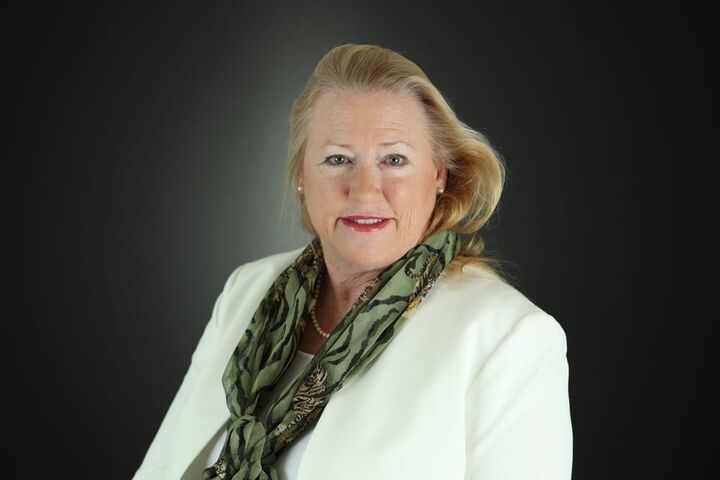 Eileen Albury, Associate Real Estate Broker in Key Largo, Destinations