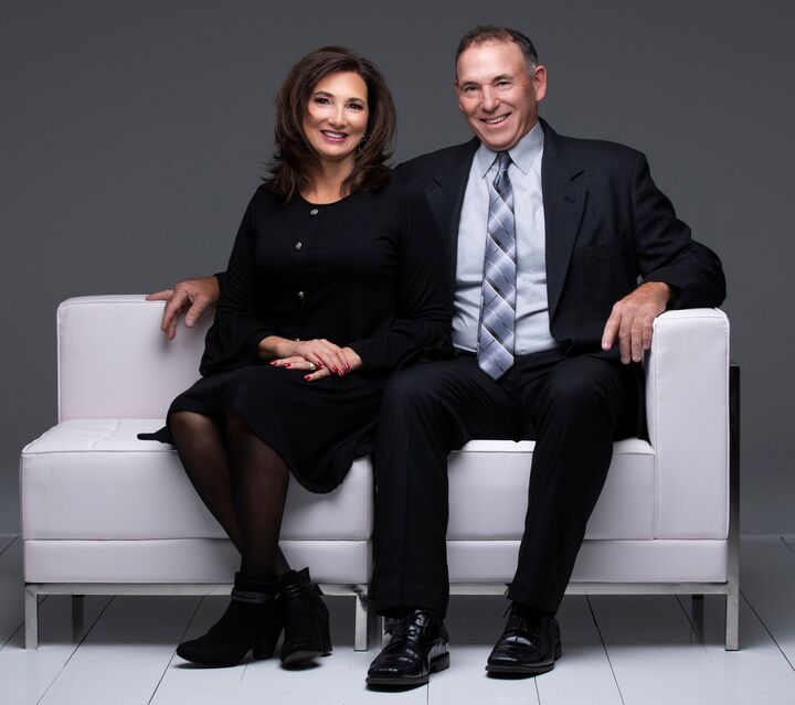 Danyee Mundwiller, Real Estate Salesperson in Washington, Premier Group