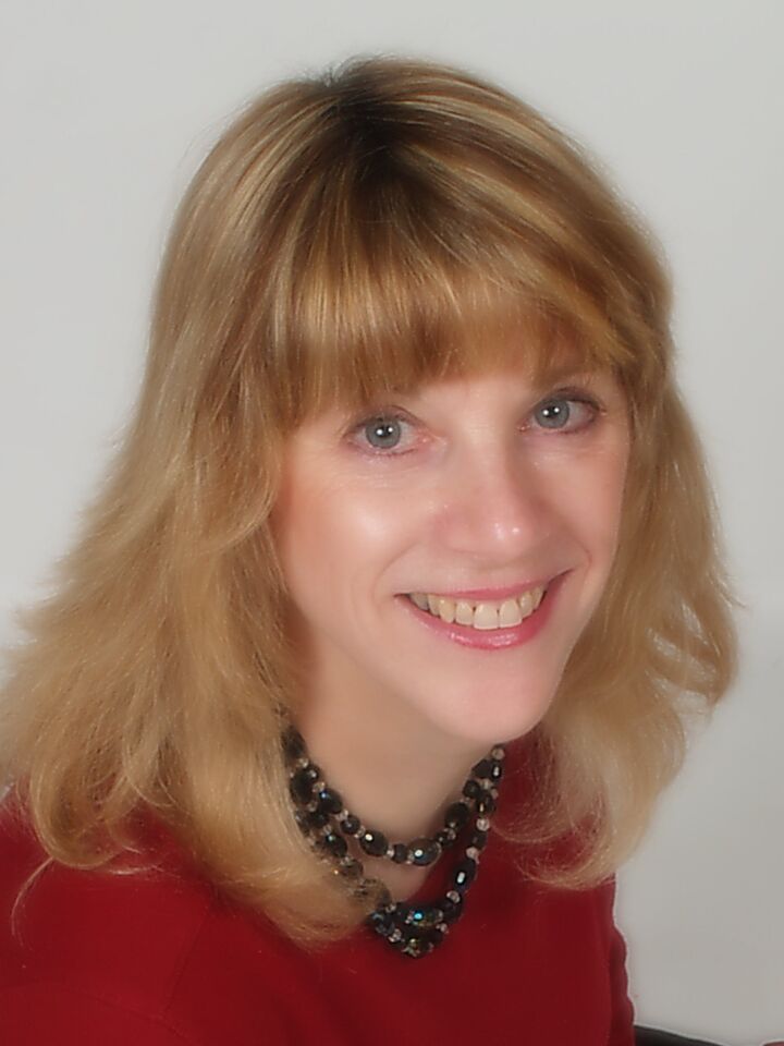 Christine Garcia, Real Estate Salesperson in Parsippany, Elite Realty