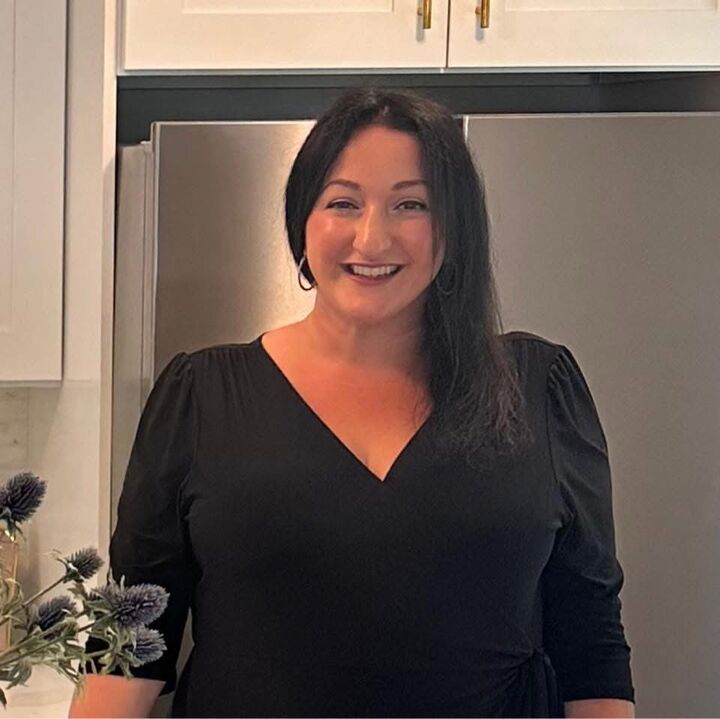 Rosalba Neal, Real Estate Salesperson in Mount Laurel, Maturo