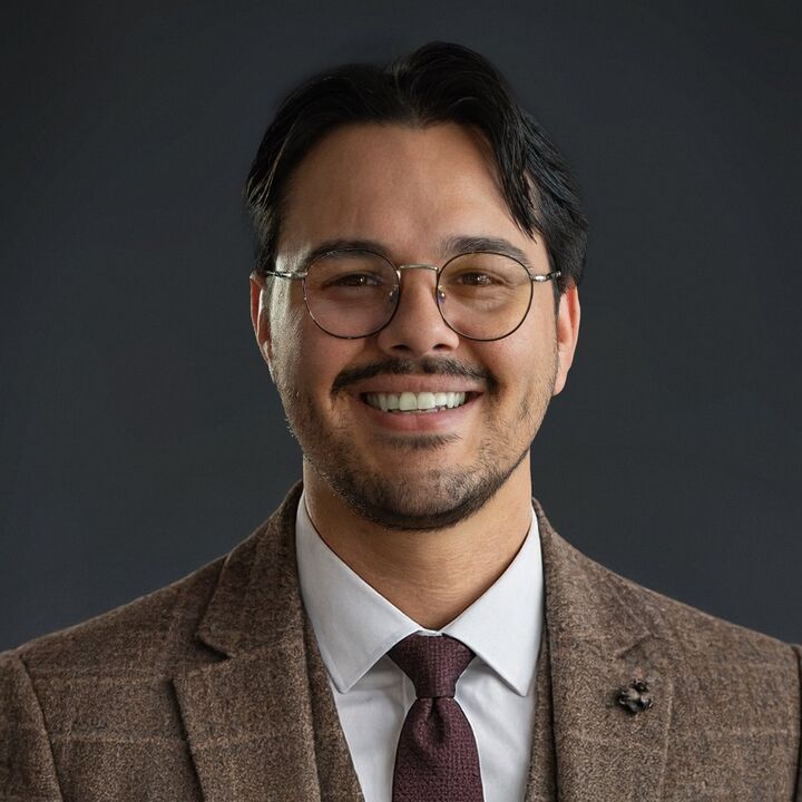 Joshua Gunner Gomez,  in Henderson, Americana