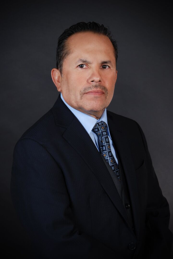 Roberto Rodriguez, Real Estate Salesperson in Rancho Cucamonga, Masters
