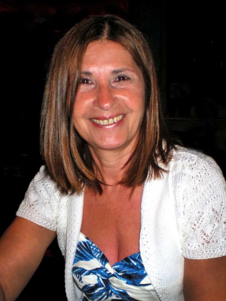Lilly Kaklamanis,  in Miller Place, Realty Connect