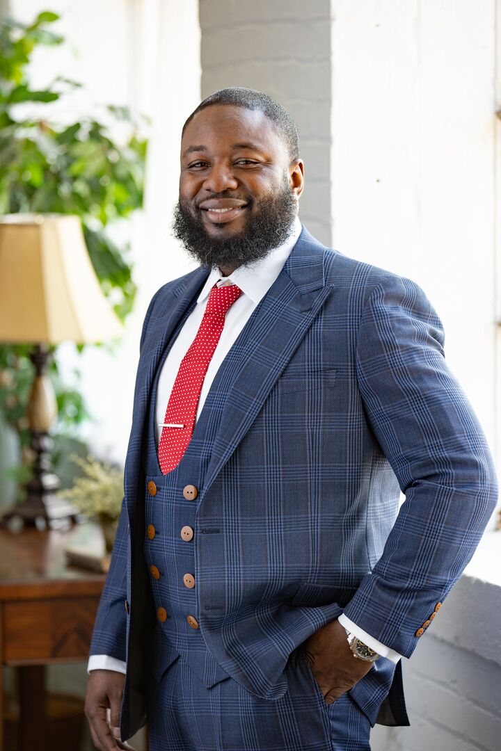 Eric Owens, Real Estate Salesperson in Westlake, Schmidt Family of Companies
