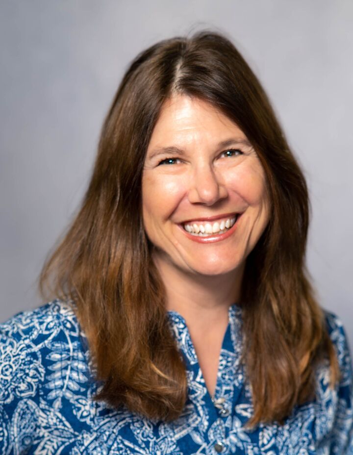 Teresa Field, Real Estate Salesperson in Santa Maria, Masters