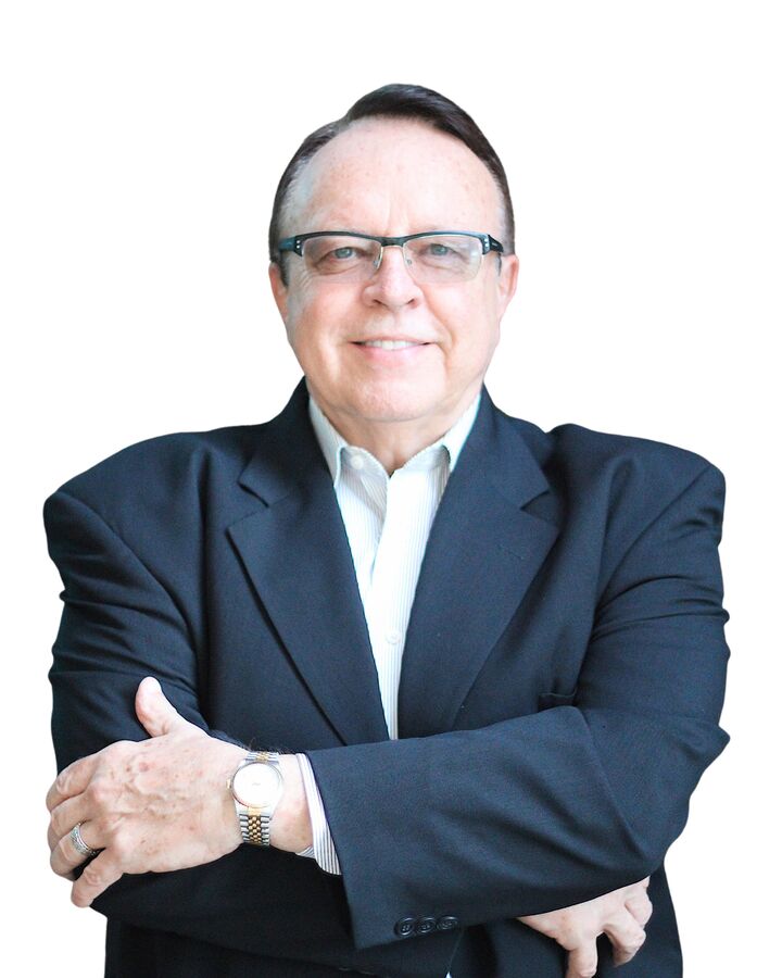 John Blevins,  in Saint Petersburg, Wolf's Crossing Realty