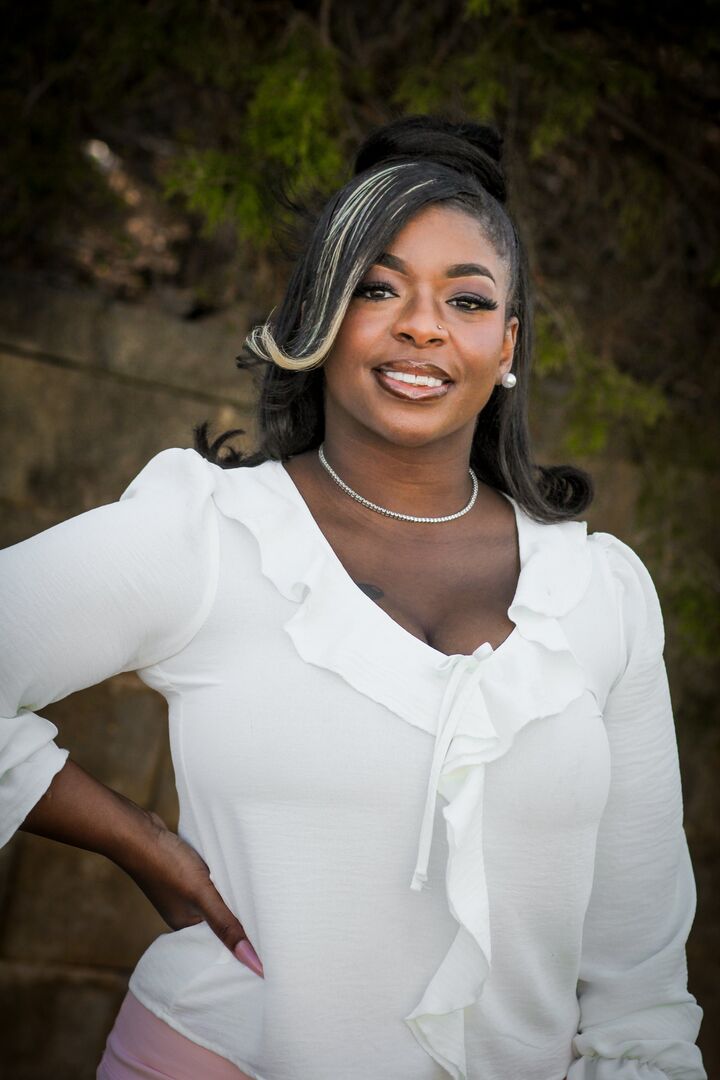 Destiney Baker,  in Greensboro, Paracle